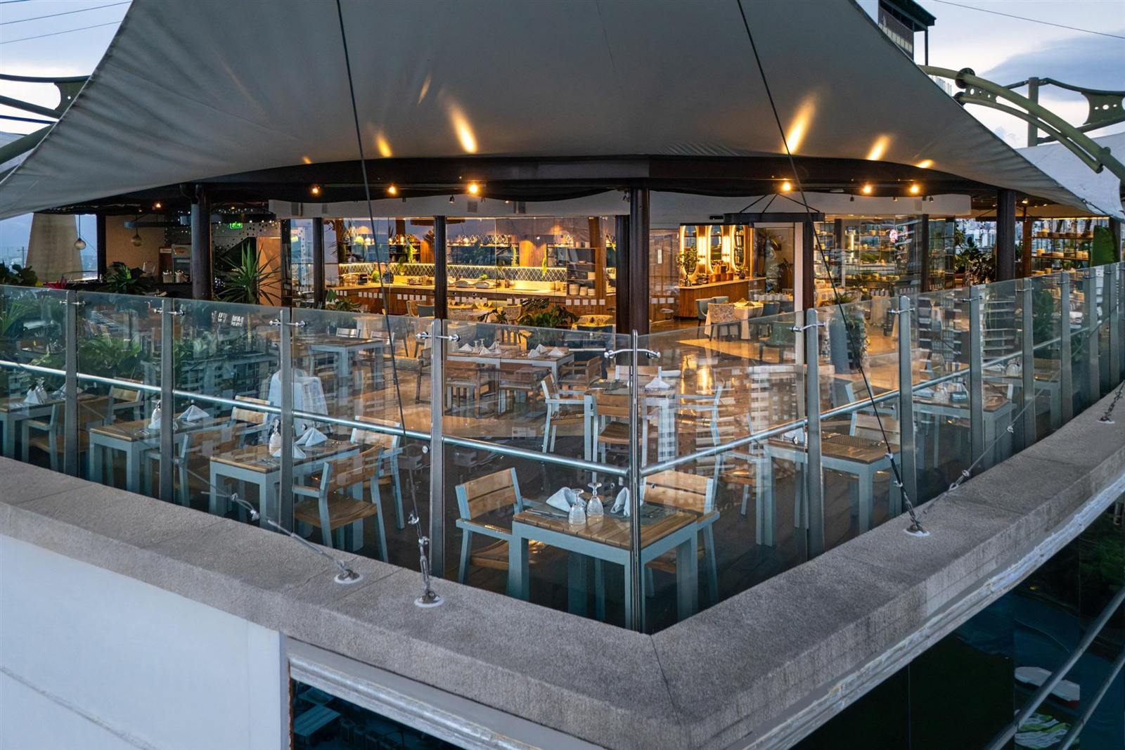 Servicio Restaurante 1622